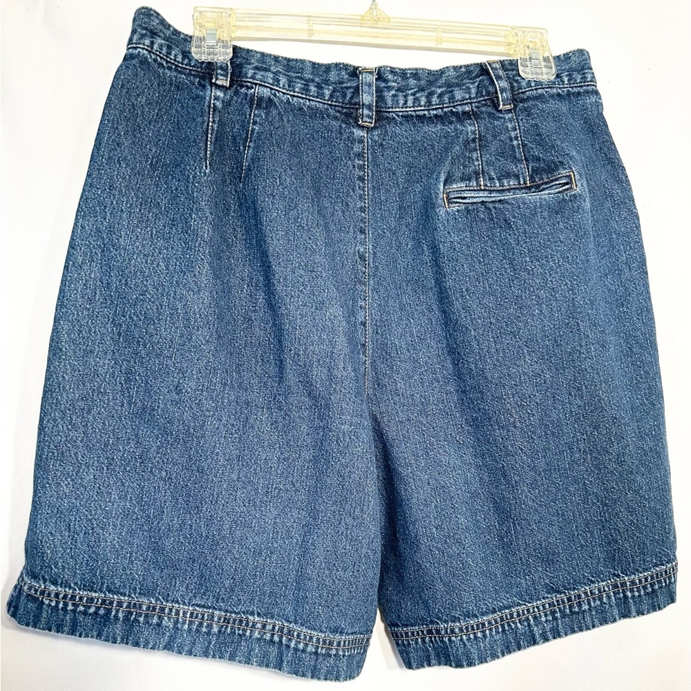 WOMENS SIZE 14 WAIST 31 LIZWEAR BLUE PLEATED FRONT DENIM JEAN SHORTS - Picture 3 of 3